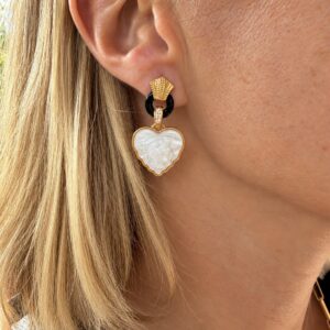 PENDIENTES CORAZÓN MADREPERLA Y ÓNIX
