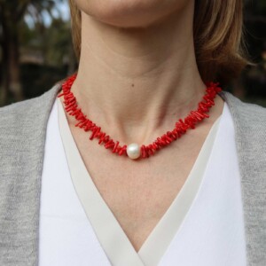 COLLAR CORAL Y PERLA CULTIVADA