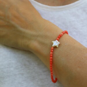 PULSERA CORAL PERLA ESTRELLA