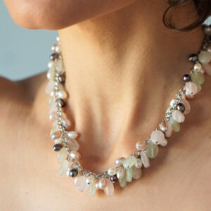 COLLAR RACIMO ÁGATAS Y PERLAS