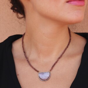COLLAR CUARZO FUMÉ COLGANTE PIEDRA LUNA