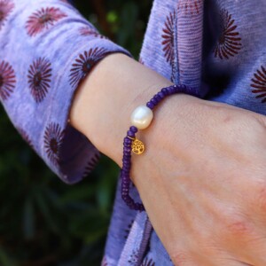 PULSERA AMATISTA Y PERLA CHARM ÁRBOL VIDA