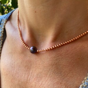 COLLAR HEMATITE ROSA Y PERLA GRIS