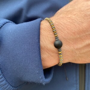 PULSERA MACRAMÉ HEMATITE-ÓNIX-OJO TIGRE