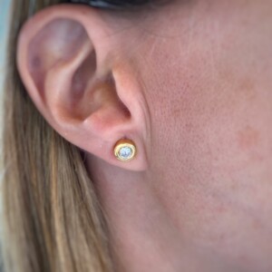 PENDIENTES CHATÓN ZIRCONITA PLATA BAÑO ORO