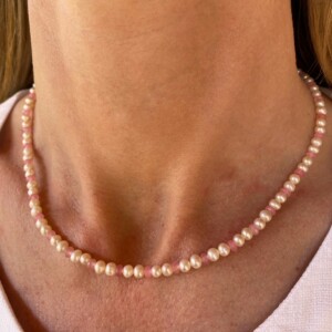 COLLAR PERLAS CULTIVADAS Y CUARZO ROSA