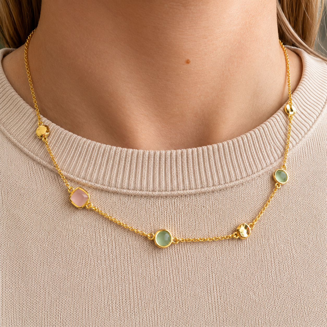 COLLAR PIEDRAS NATURALES PASTEL