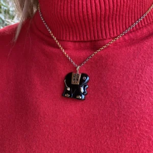 COLLAR CADENA BICOLOR COLGANTE ELEFANTE ÓNIX ORO