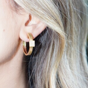 PENDIENTES CRIOLLAS GALLONADAS PAVÉ ZIRCONITAS