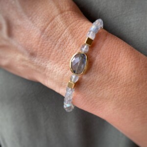 PULSERA LABRADORITA PLATA DORADA