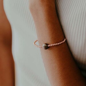 PULSERA HEMATITE Y PERLA GRIS