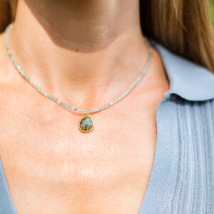 COLLAR LABRADORITA Y CUARZO AZUL